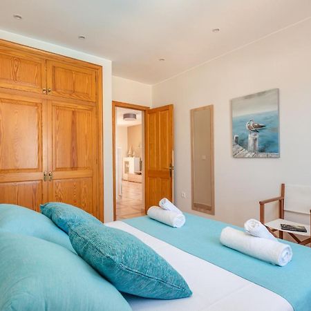 Villa Lali Arenal d'en Castell Bagian luar foto